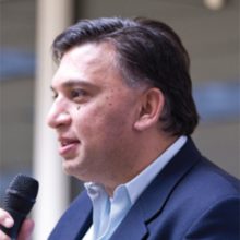6229a03b3128f3466b6bf3d5_Vic Ahmed
